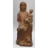 Bildschnitzer wohl des 12./13. Jahrhunderts - Thronende Madonna mit Kind - Holz. Reste der