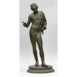 Italien (wohl Neapel), 19. Jahrhundert. - Dionysos (sog. Narziss von Pompeji) - Bronze. Olivgrün