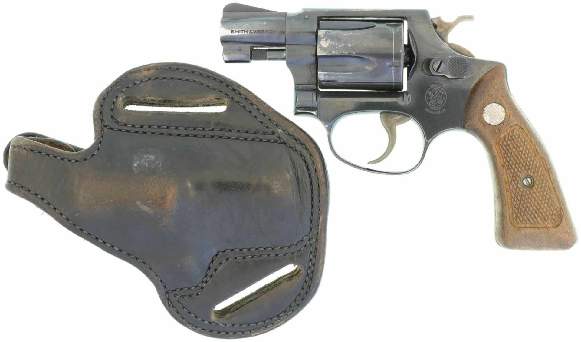 Revolver, S&W Mod. 36, Kal. .38Spec@ Brünierte Ganzstahlwaffe mit DA-Abzug, 2"-Lauf, 5-schüssig.