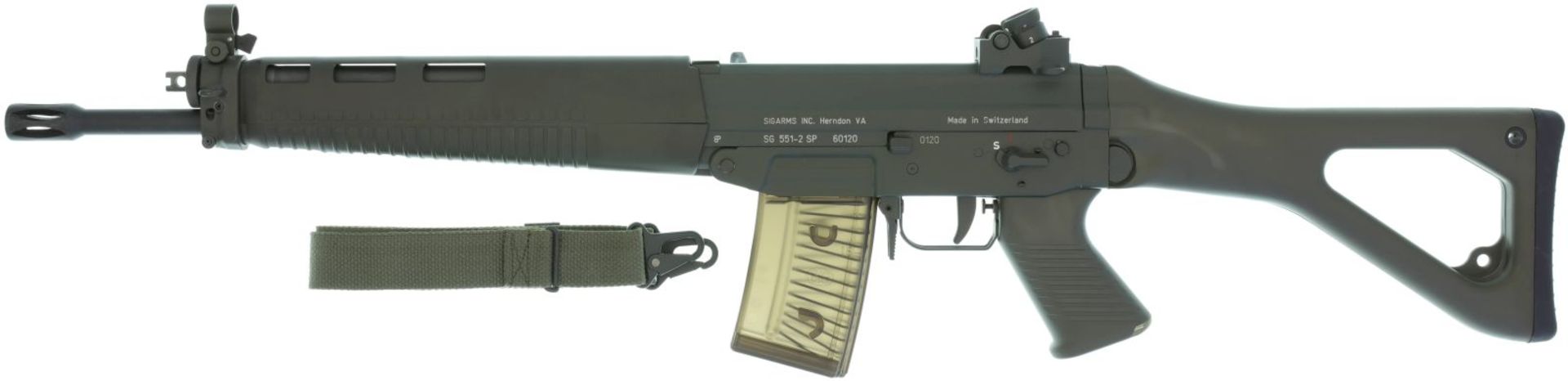 Sturmgewehr, SIG SG 551-2 SP, Kal. .223Rem@ LL 390mm, TL 870mm. Exportmodell mit linksseitiger