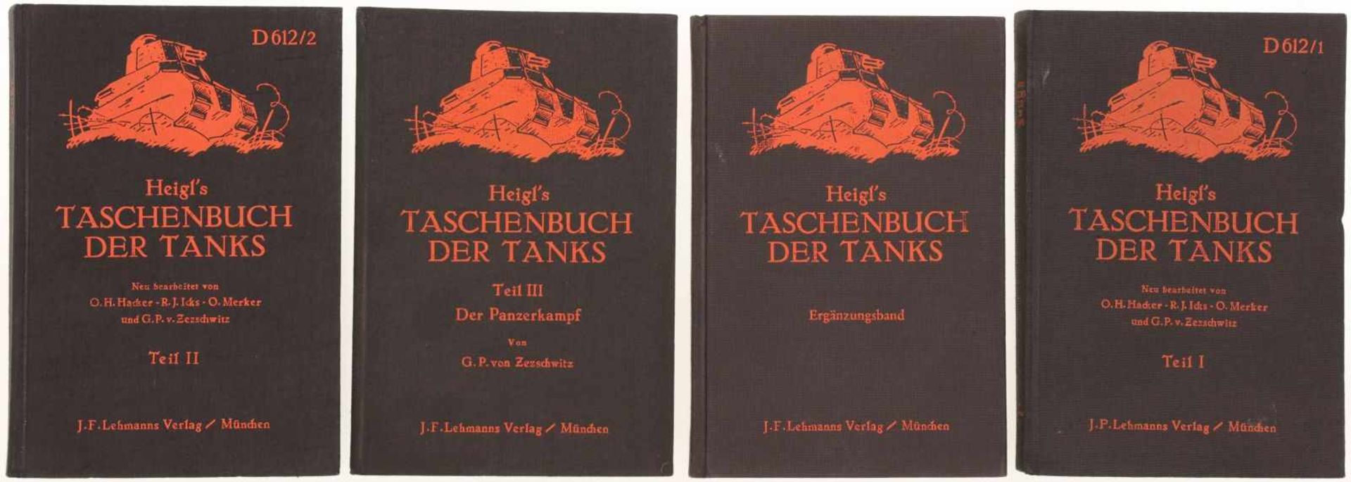 Konvolut von 4 Taschenbücher "Heigl's Taschenbuch der Tanks", neu bearbeitet von O.H. Hacker,