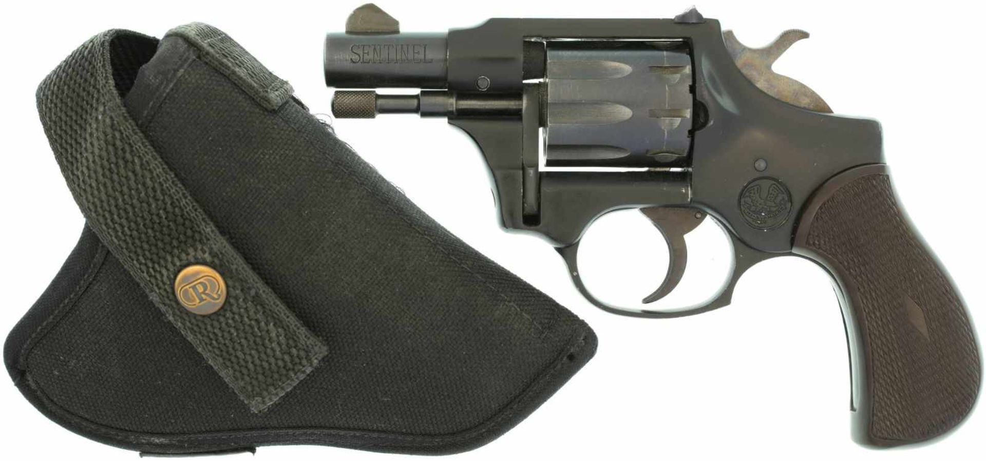 Revolver, High Standard Sentinel, Kal. .22LR@ LL 60mm, geschwärzter Rahmen aus Zinkspritzguss, DA-