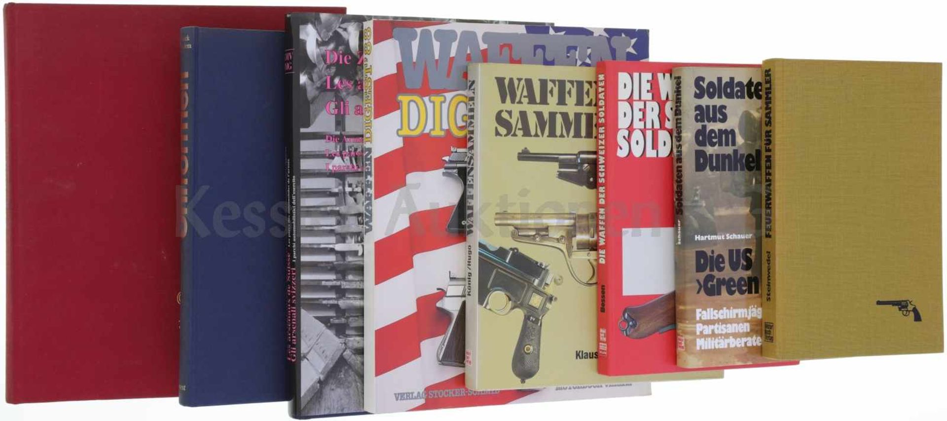 Konvolut von 8 Büchern 1. Feuerwaffen für Sammler, Autor Louis W. Steinwedel, Motorbuch-Verlag. 2.