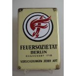 Emailleschild "Feuersozietät Berlin", kleine Lackschäden, leichte Alterungsspuren, 16,5cm x 25 cm,