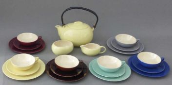 Teeservice für 6 Personen, 1950er Jahre, wohl Tambach, Keramik mit farbiger Glasur, 1 Teller min.