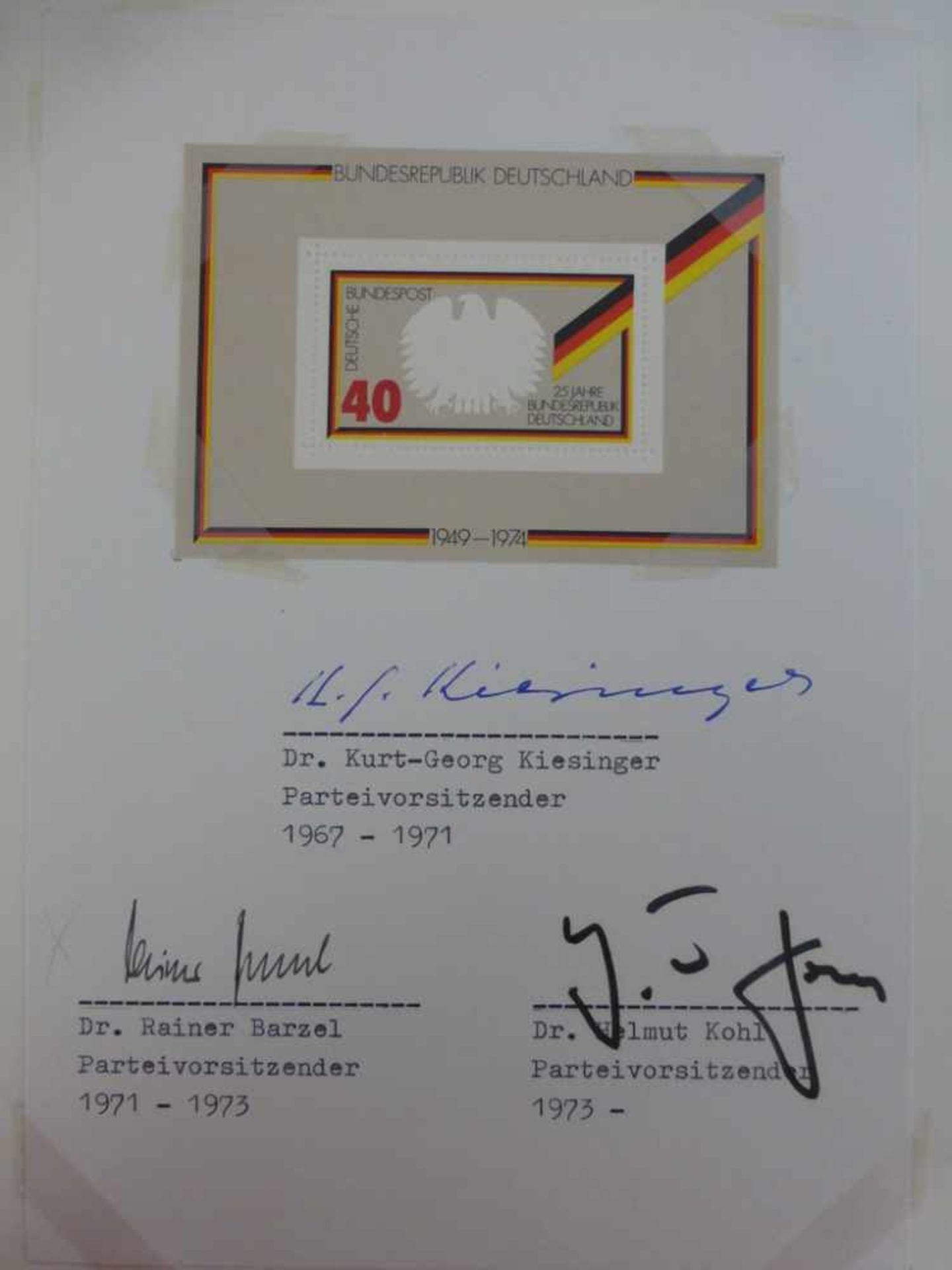 Sammlung Autographen / Autogramme, umfangreiche Sammlung in 2 Ringordnern, saubere Erhaltung,