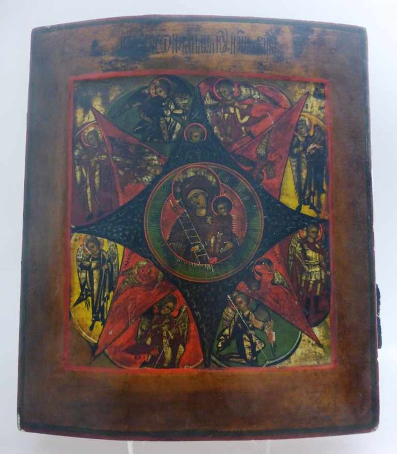 Ikone, Russland um 1800, Maria im Strahlenkranz, umgeben von Aposteln und Heiligen, 31cm x 26cm