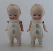 2 Bisquitporzellan Puppen, um 1900, bewegliche Arme, l. 6,5cm