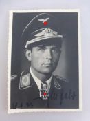 Ihlefeld, Herbert (1914 - 1995), Ritterkreuzträger, orig. Fotografie mit Tintensignatur u. dat. 10.