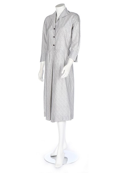 A Horrockses printed white cotton commemorative coronation dress, 1953, labelled, - Bild 2 aus 7