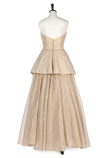 A Jean Dessès couture organza ballgown, early 1950s, labelled and numbered 6603, - Image 3 of 6