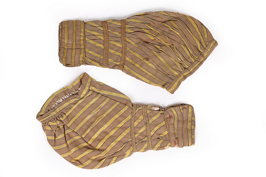 A striped satin girl's dress, late 1830s, with high V-shaped waistline, - Image 6 of 8