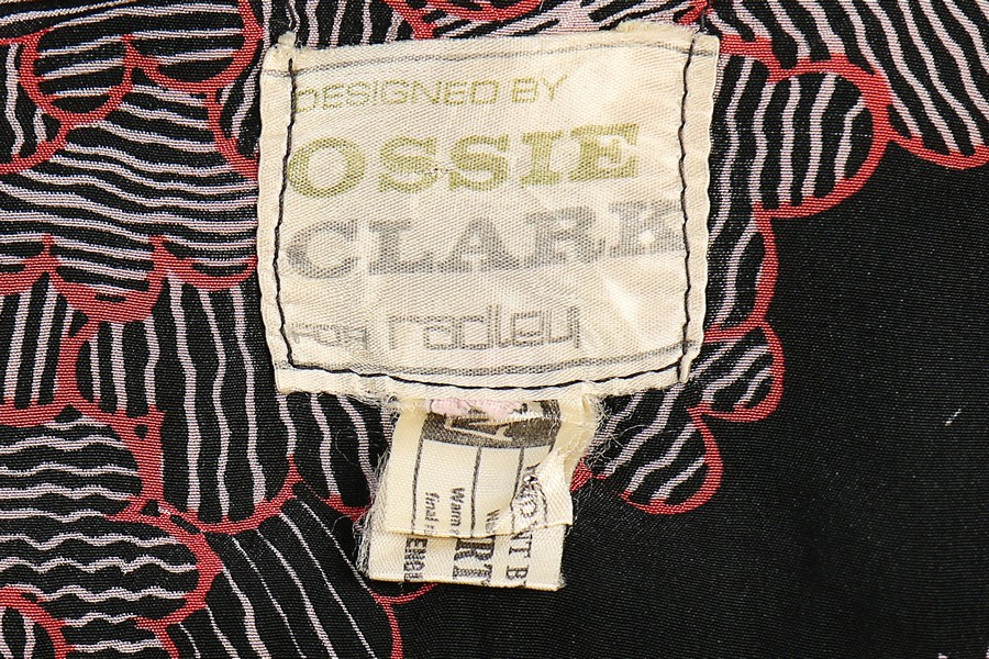 An Ossie Clark/Celia Birtwell for Radley printed rayon dress, mid 1970s, printed satin label, - Image 8 of 8