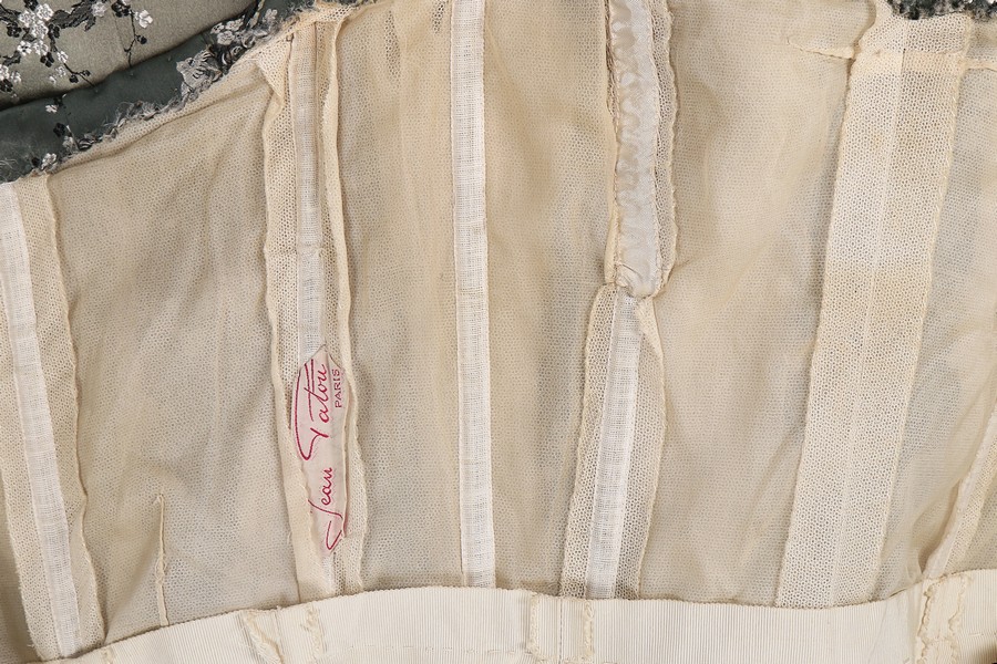 A Jean Patou chinoiserie brocaded satin gown, circa 1960, pink on white woven label, numbered 79808, - Image 6 of 8