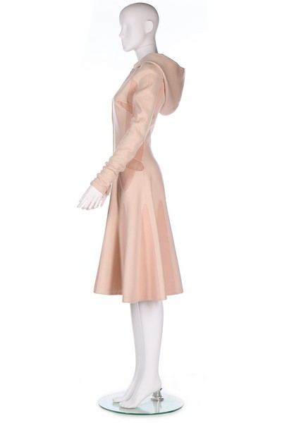 An Alexander McQueen pale pink cashmere coat, 'Pantheon as Lecum' collection, Autumn-Winter 2004, - Image 3 of 8