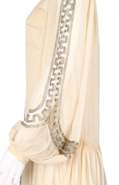 A Jeanne Lanvin couture ivory chiffon bridal gown, Summer, 1925, - Image 4 of 8