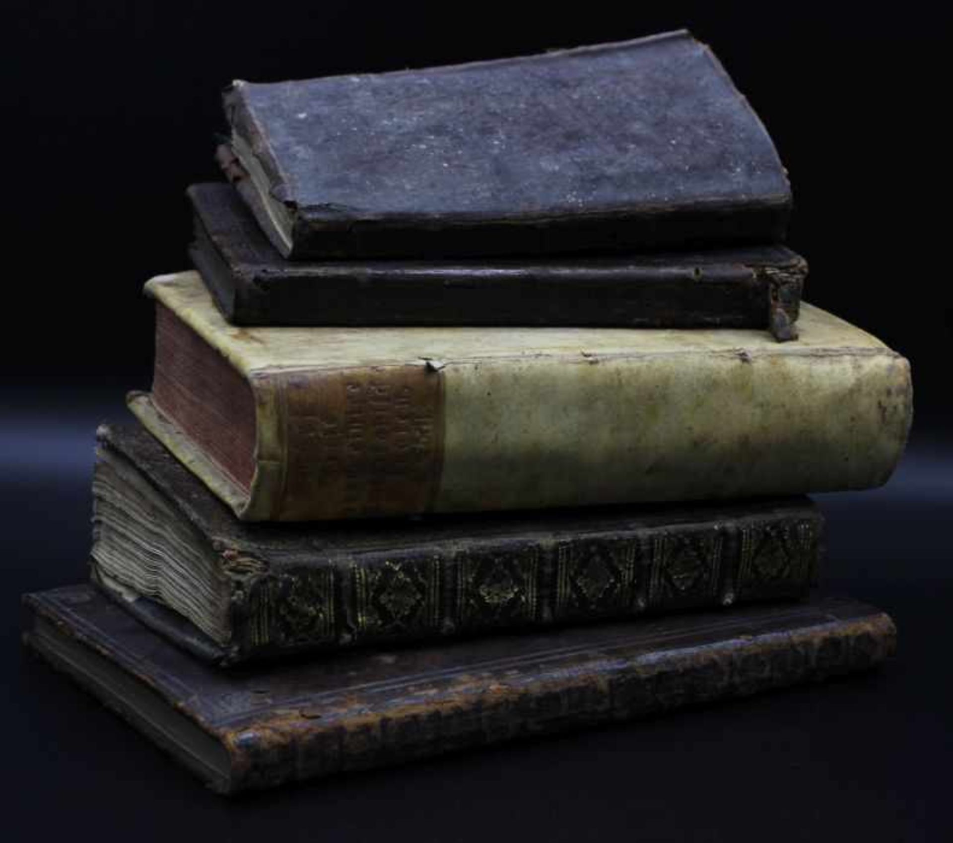 Lot Bücher aus dem 18.u.19.Jahrhundert "Sakrale Themen", handgeschrieben, Ledereinband, starke