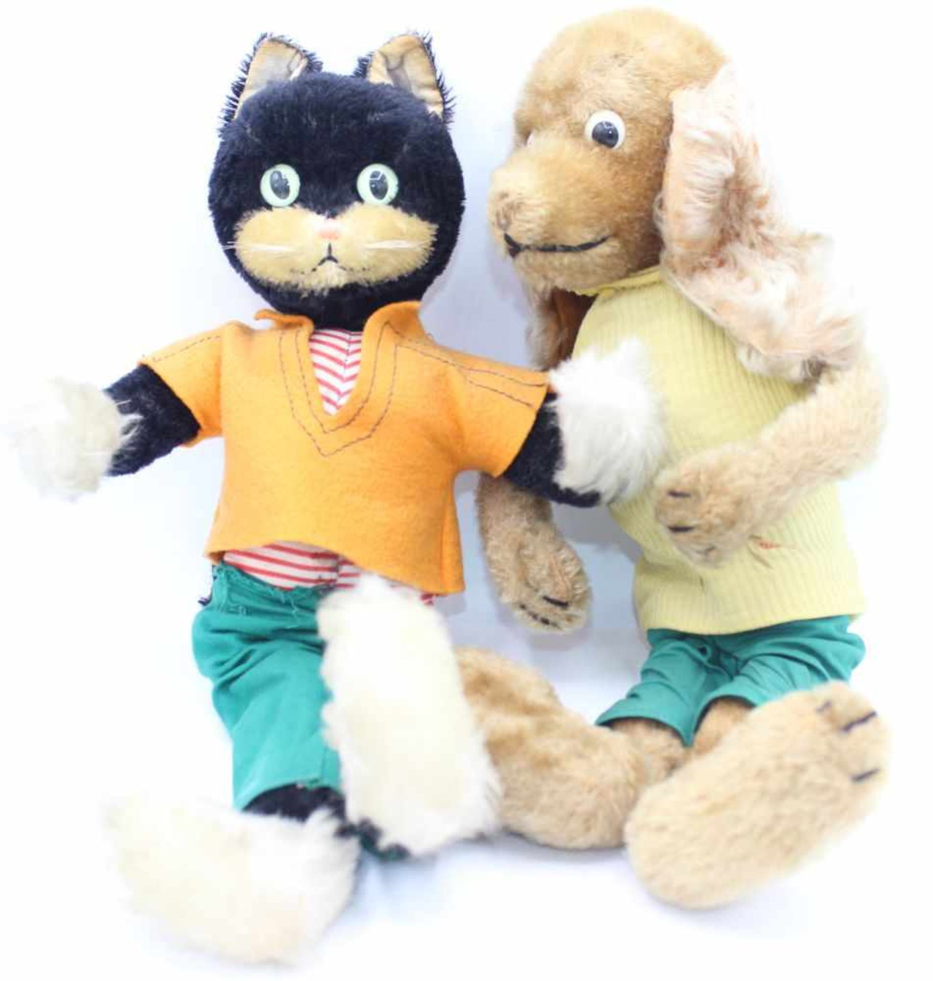 Spielzeug - Stofftiere "Hund und Katze", Marke Schuco, bespielt, 2 Stück, Länge ca. 38 cm