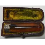 SILVER (CHESTER 1903) MOUNTED CHEROOT HOLDER IN LEATHER CASE
