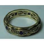 9CT GOLD SAPPHIRE & WHITE STONE ETERNITY RING 3.2G