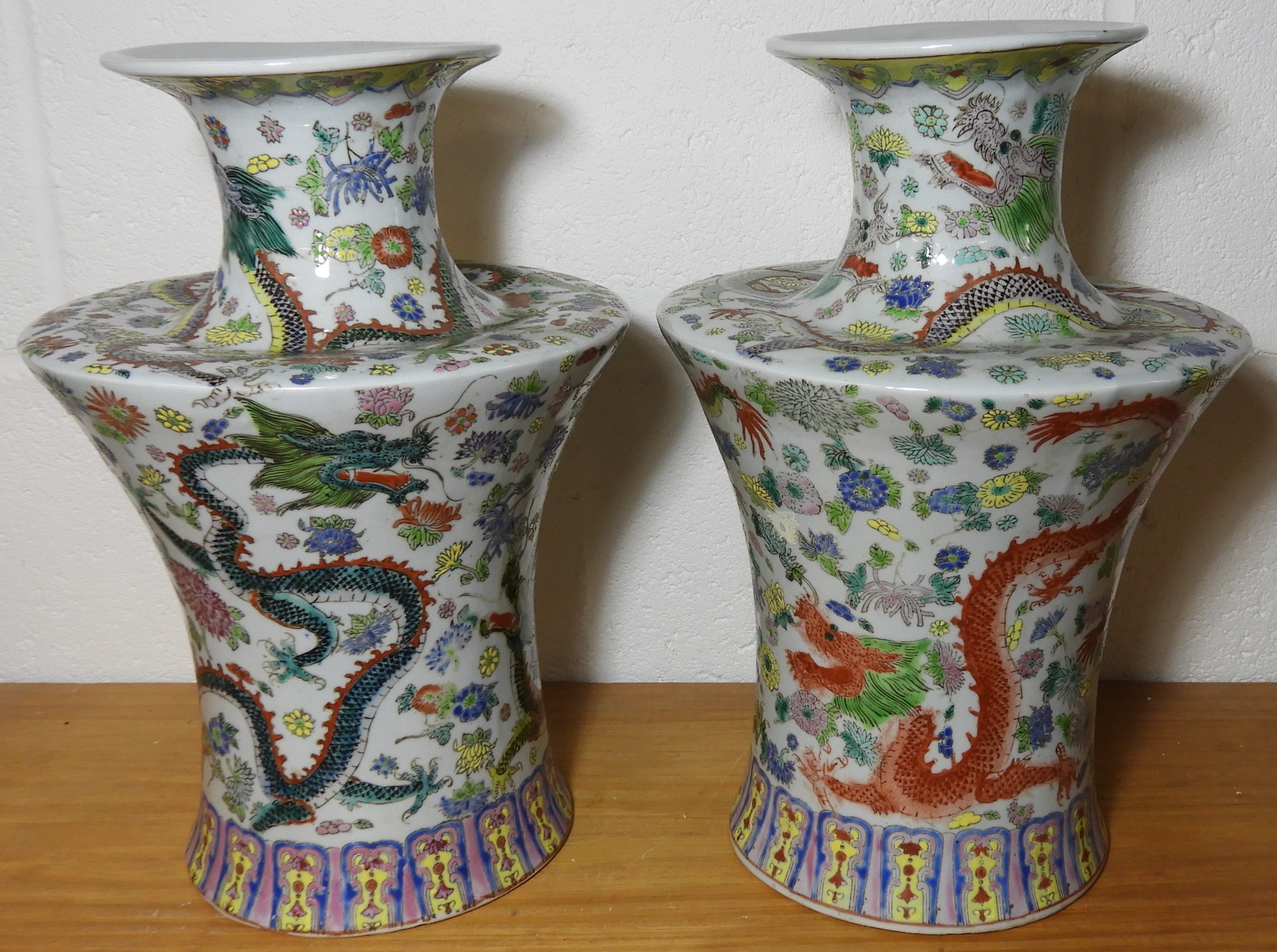 PR OF CHINESE FAMILLE ROSE VASES DECORATED WITH DRAGONS & FLOWERS 11 3/4'H - Image 4 of 8