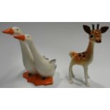 BESWICK GEESE PAIR (820) & GIRAFFE (1597)