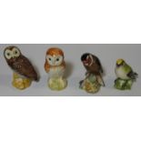 4 BESWICK BIRDS, 2 OWLS, GOLDCREST & GOLDFINCH