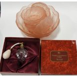 DOULTON CRYSTAL BOXED SCENTS ATOMISER & DECO PINK DESSERT SET