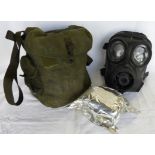 1988 BRITISH 510 RESPIRATOR WITH BAG & SEALED CANISTER