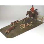 METAL HUNTSMAN WITH 3 FOXHOUNDS & FOX