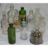 7 APOTHOCARY BOTTLES, 2 GREEN POISON BOTTLES + DOMED DEPOSE PHIAL/TEST TUBE STAND