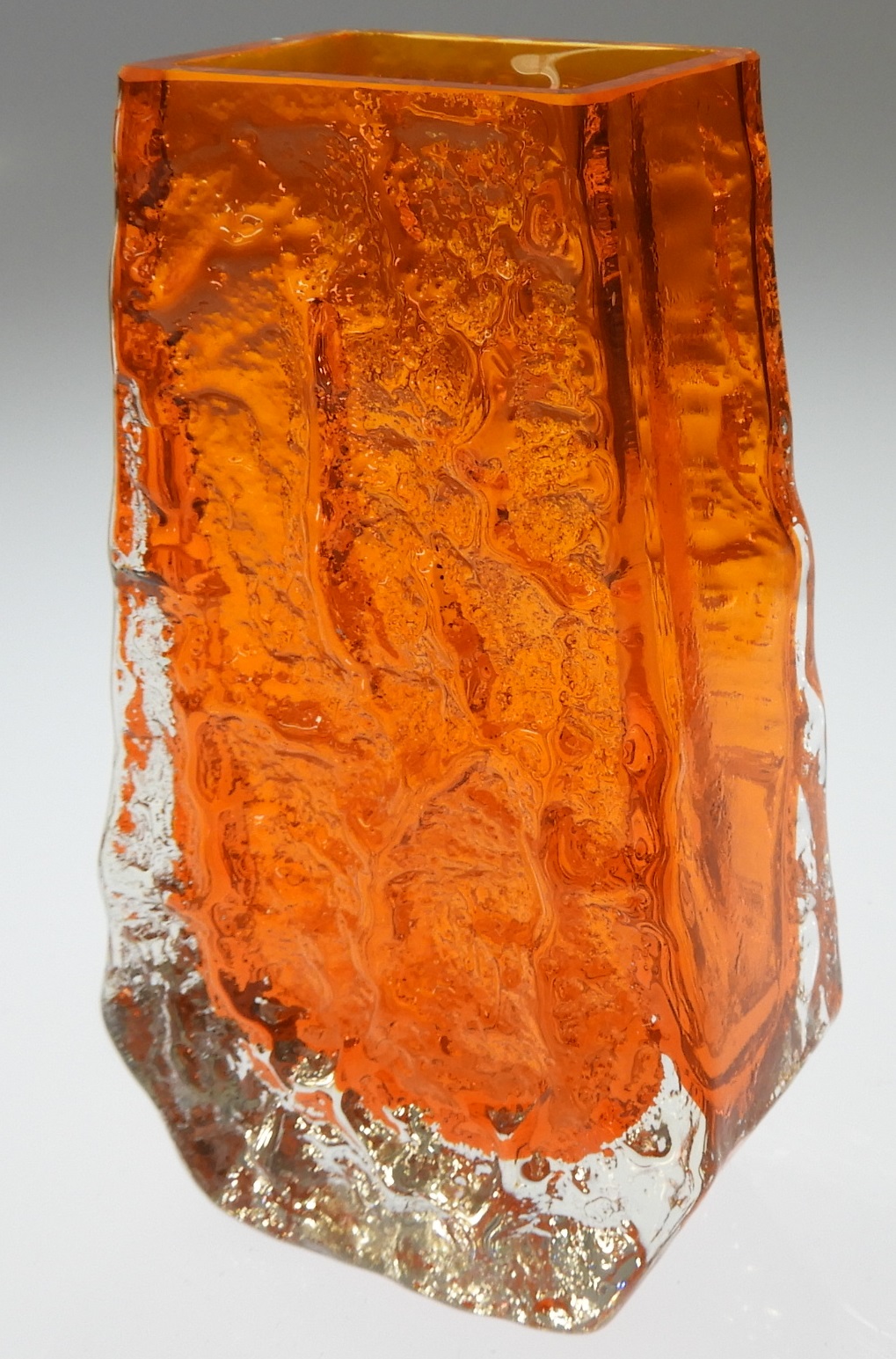 WHITEFRIARS ORANGE VASE 5'H