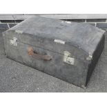 CAR TRUNK