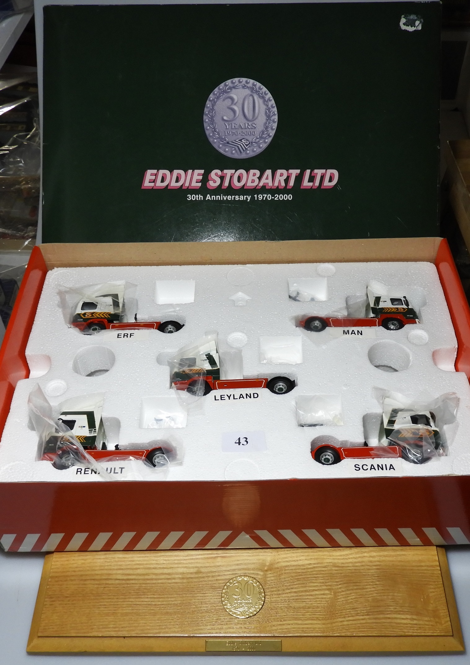 CORGI EDDIE STOBART BOXED 30TH ANNIVERSARY SET OF LORRIES 76901