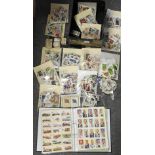 BOX OF CIGARETTE CARDS & VARIOUS CARDS