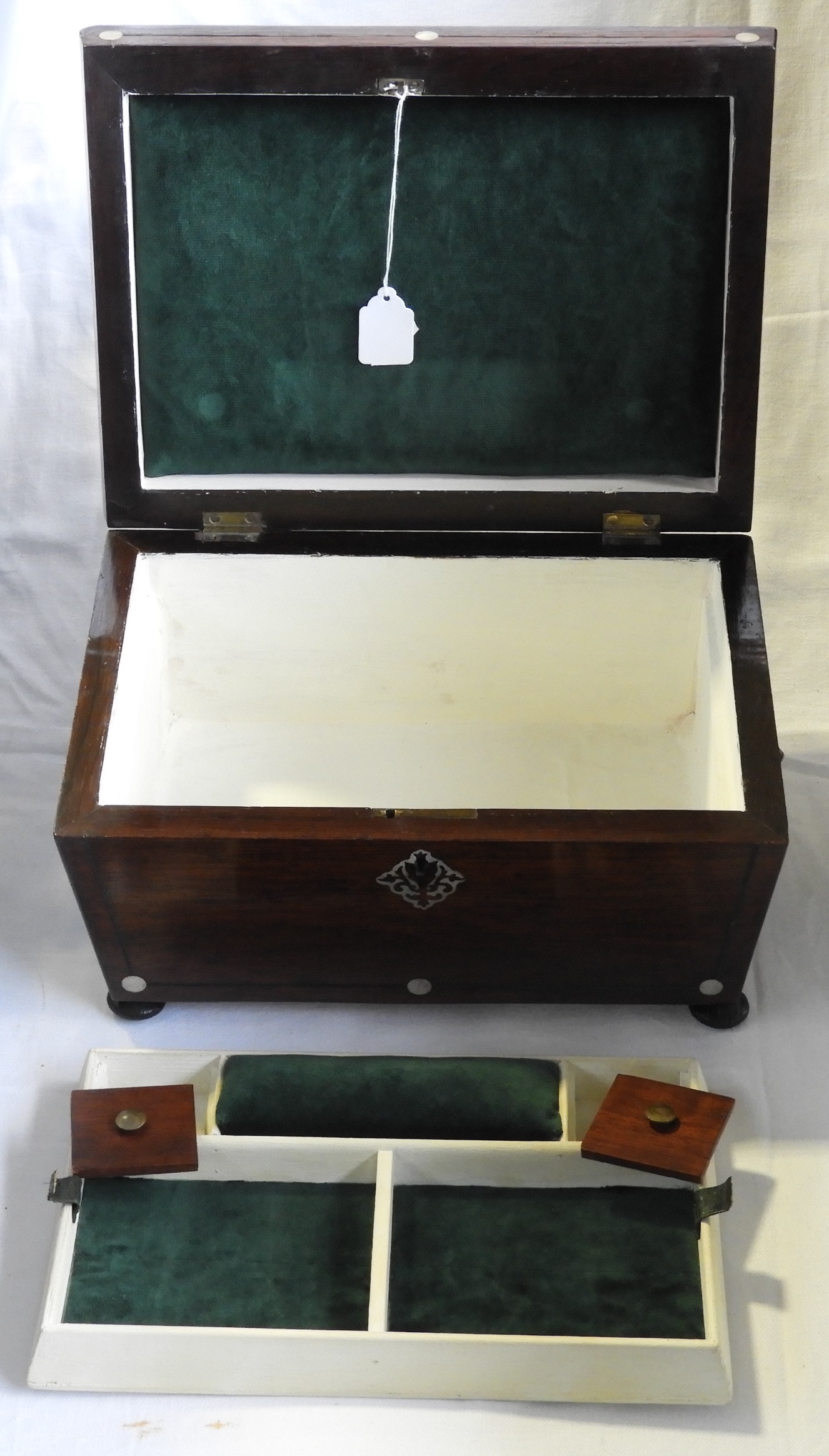 ROSEWOOD MOP INLAID VICTORIAN WORKBOX - Bild 2 aus 2