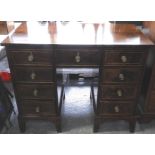 MAHOGANY KNEEHOLE DESK