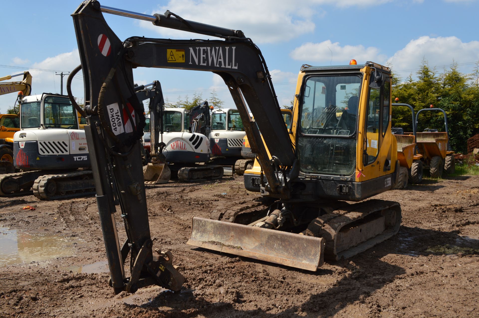 Volvo 5t Rubber Tracked Excavator with Blade, Quic - Image 6 of 37