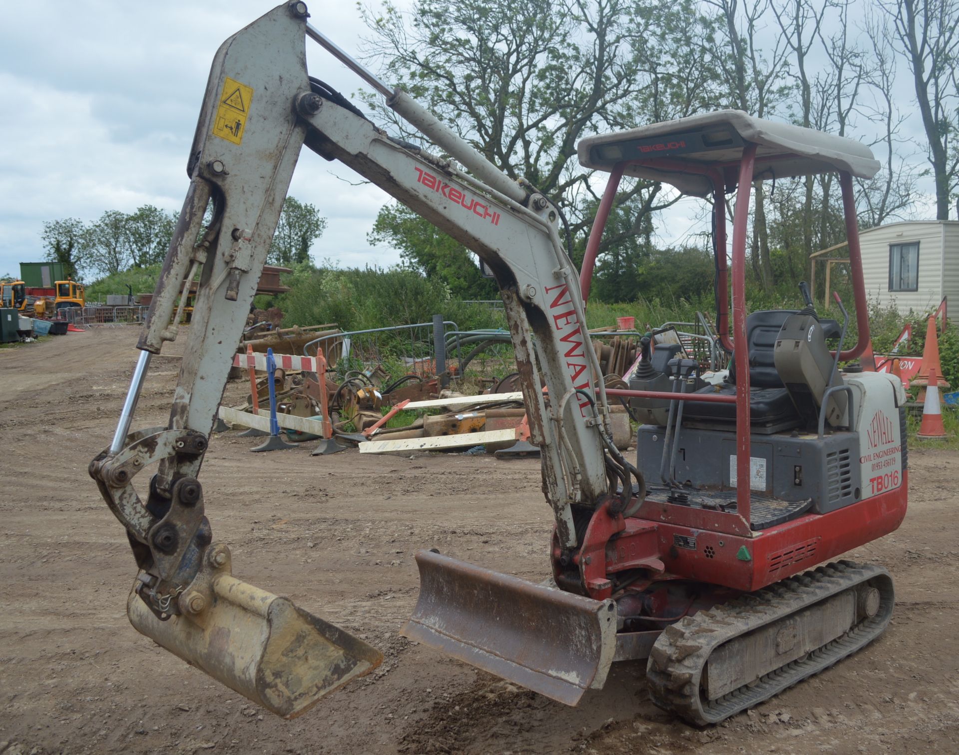 Takeuchi 1.5t Excavator