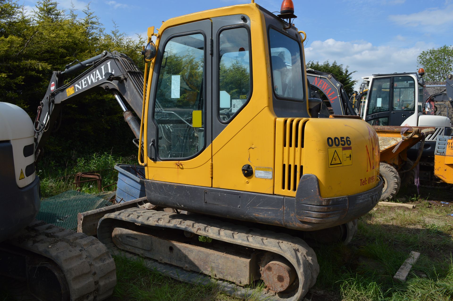 Volvo 5t Rubber Tracked Excavator with Blade, Quic - Image 7 of 19