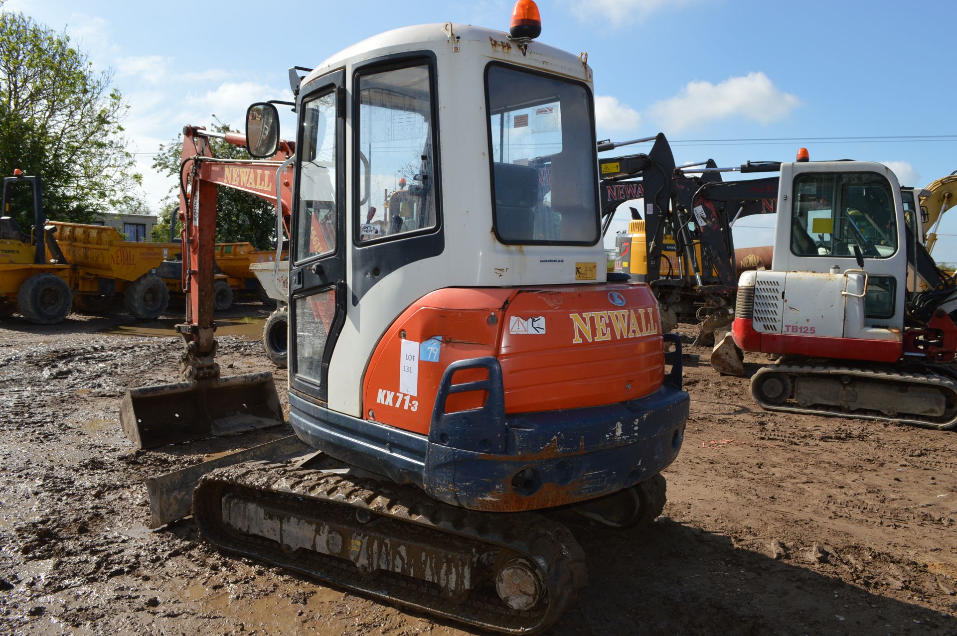 Kubota 2.8t Rubber Tracked Excavator with Blade - Image 6 of 29