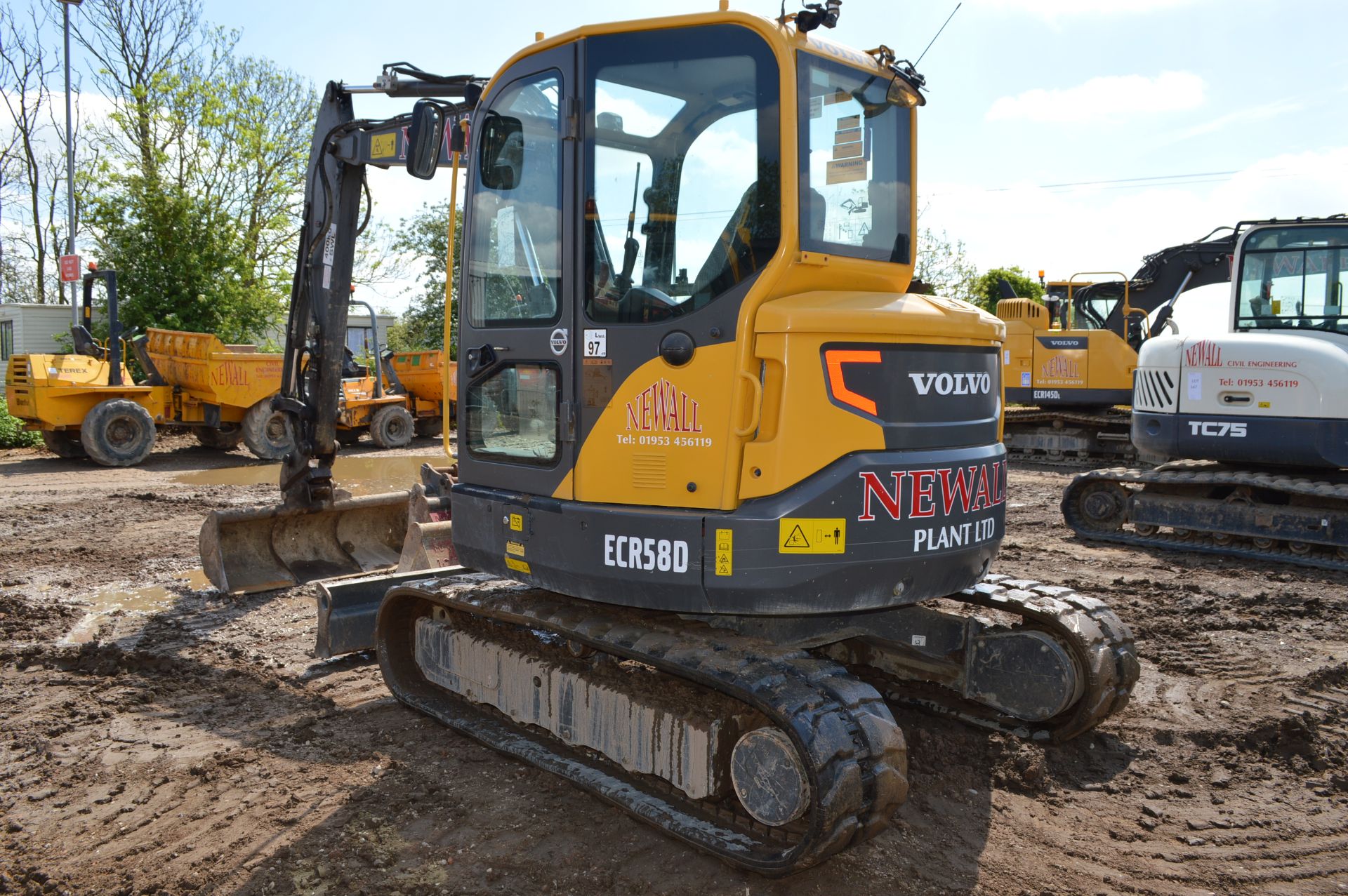 Volvo ECR58D Excavator (2014) - Image 6 of 32