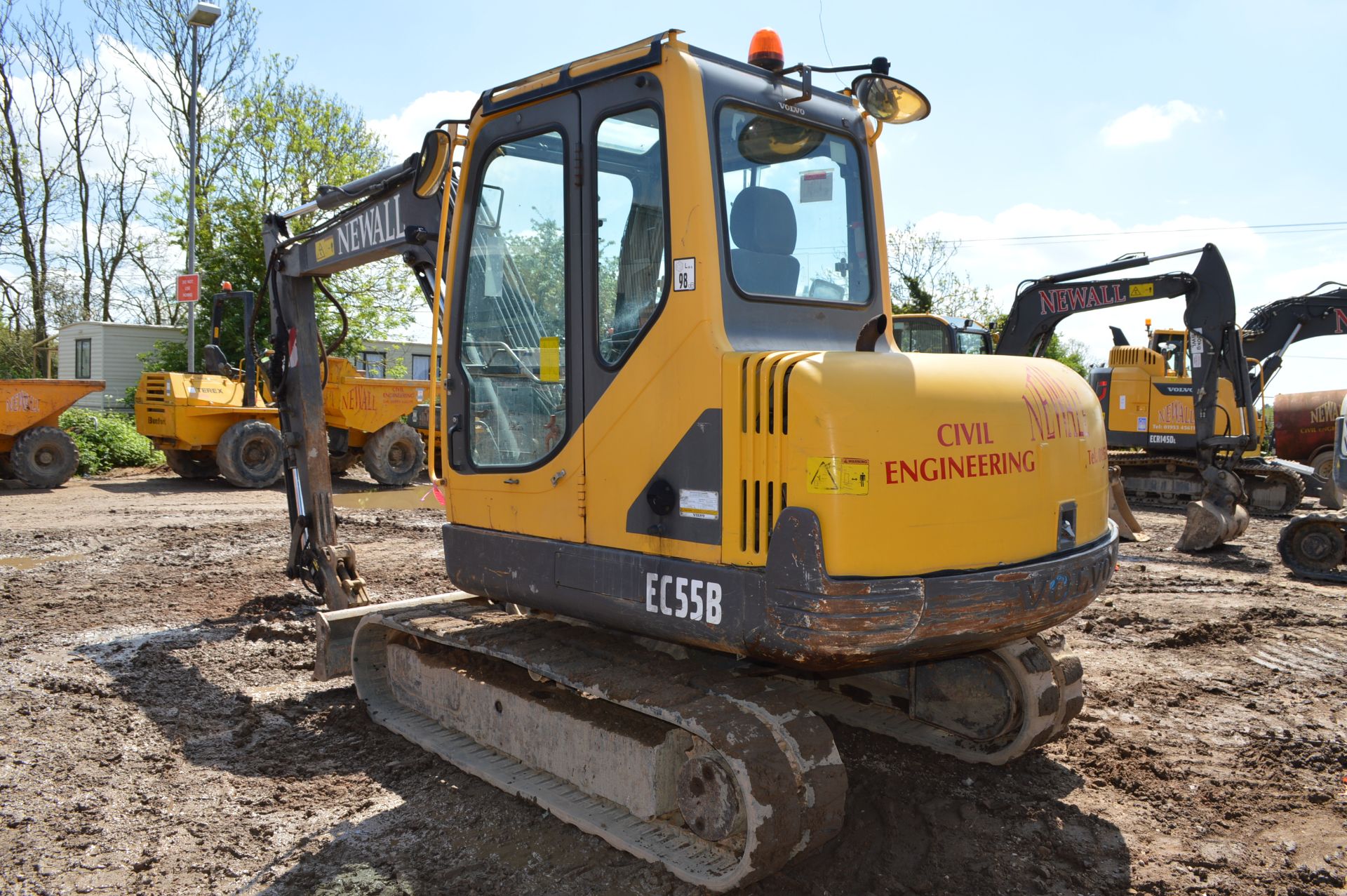 Volvo 5t Rubber Tracked Excavator with Blade, Quic - Image 13 of 37