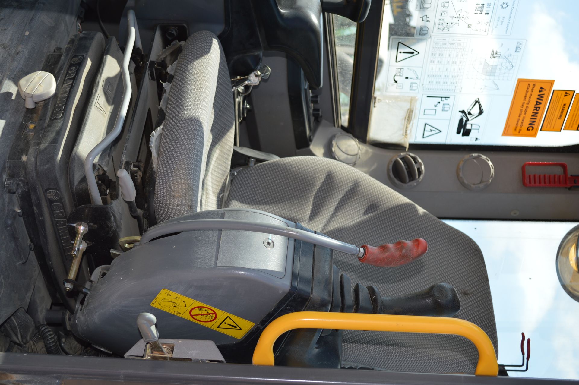 Volvo ECR58D Excavator (2014) - Image 26 of 32