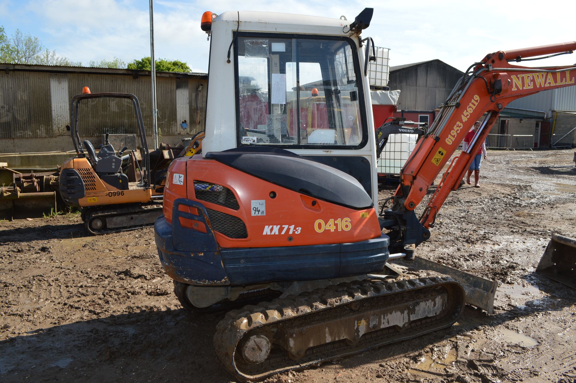 Kubota 2.8t Rubber Tracked Excavator with Blade - Image 10 of 29