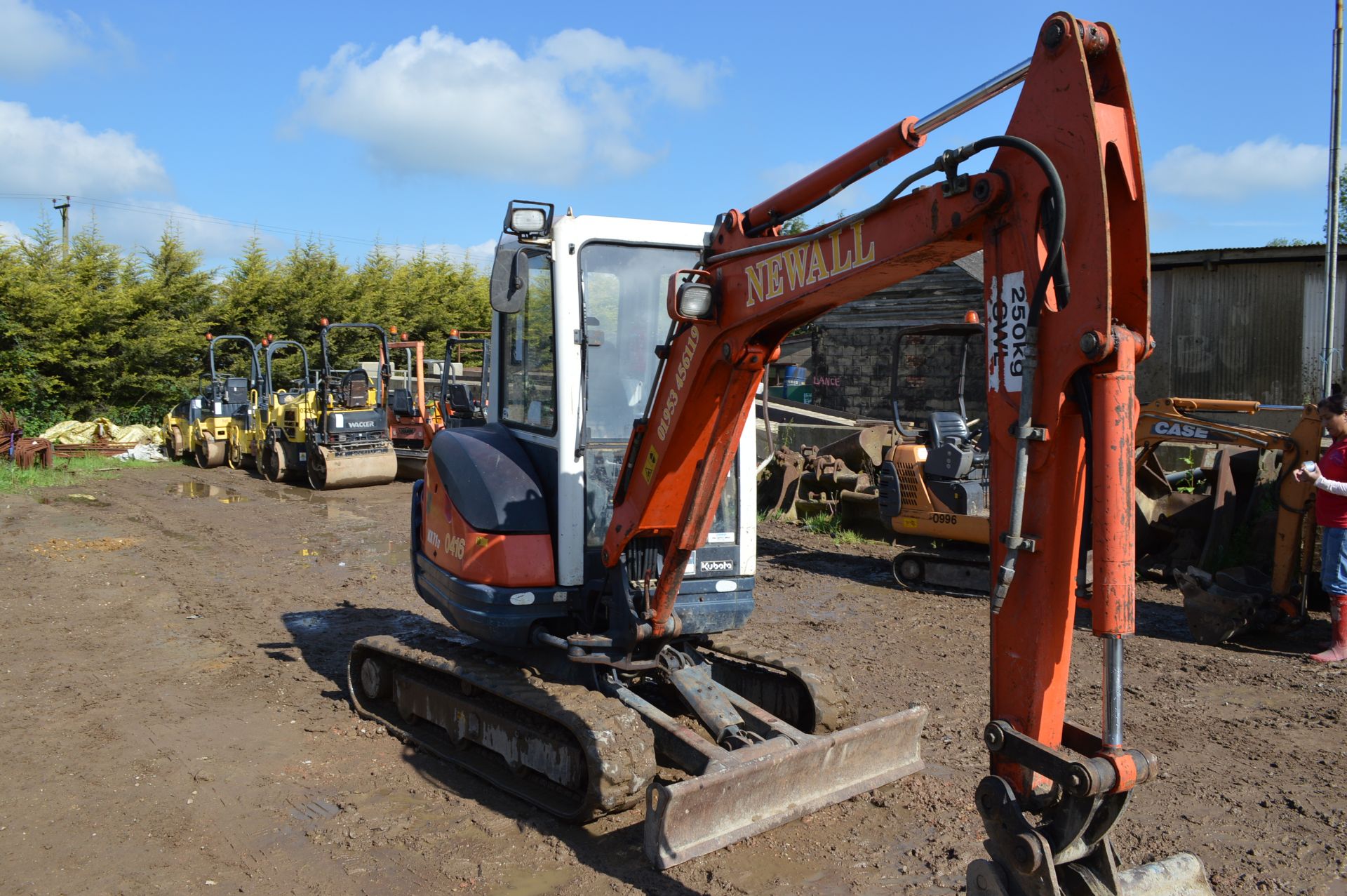 Kubota 2.8t Rubber Tracked Excavator with Blade - Image 12 of 29