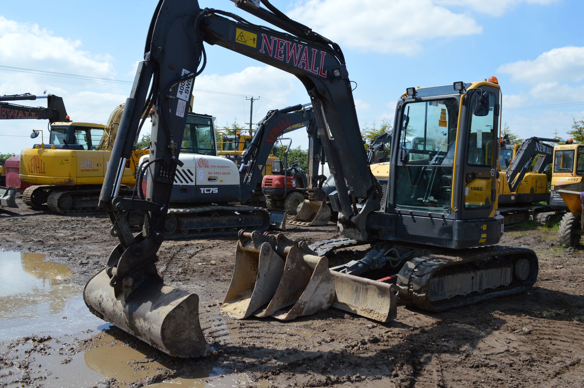 Volvo ECR58D Excavator (2014) - Image 2 of 32