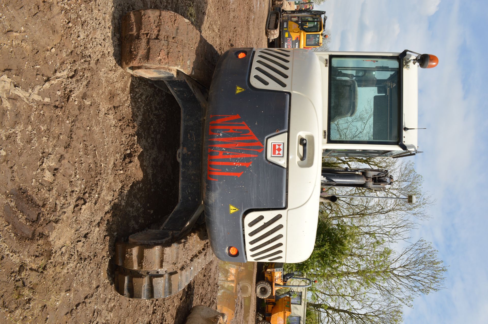 Terex 7.5t Rubber Tracked Excavator with Blade, Qu - Image 10 of 32