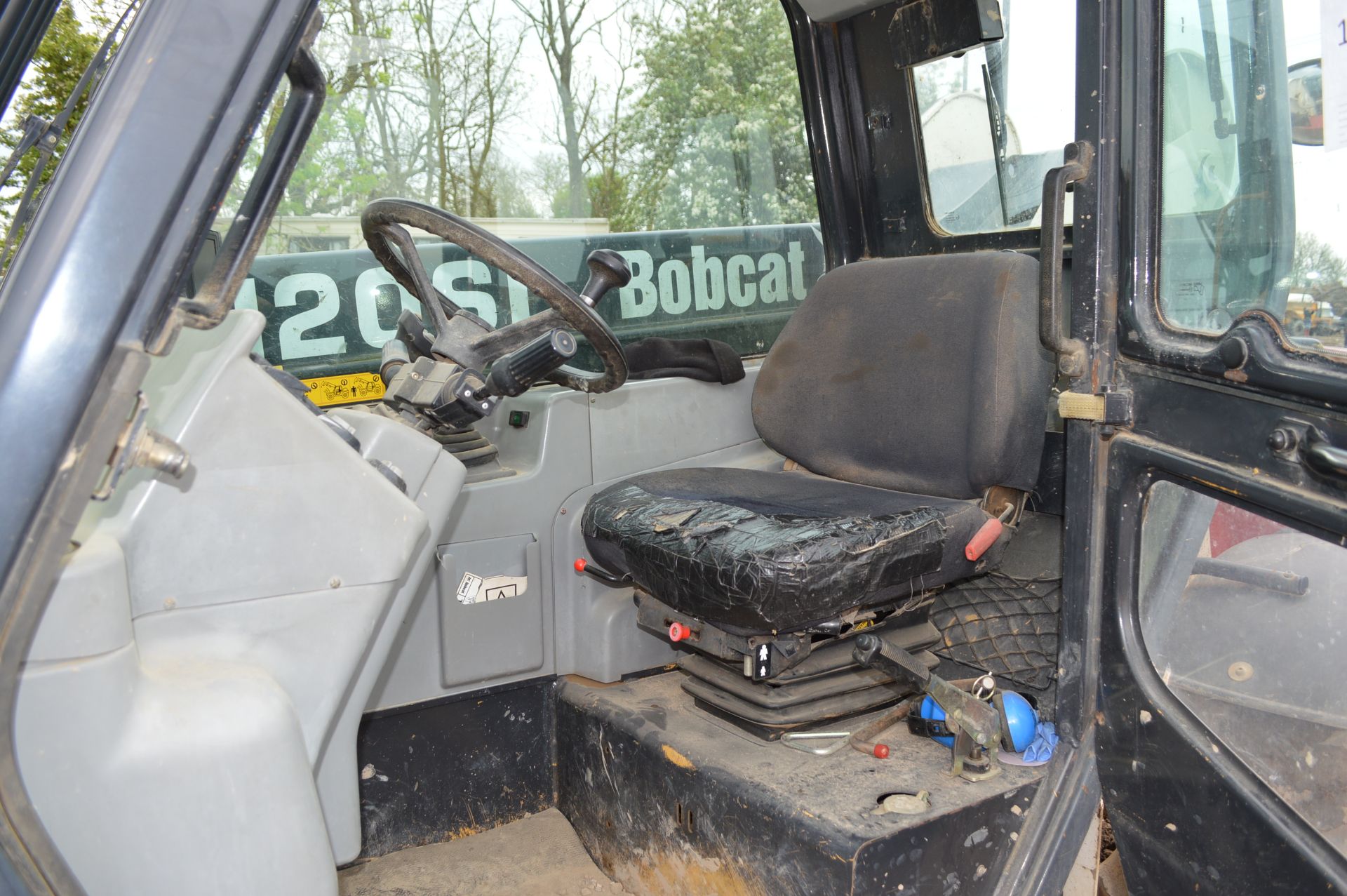 Bobcat 3,500kg x 12m Telehandler (2004) - Image 18 of 29