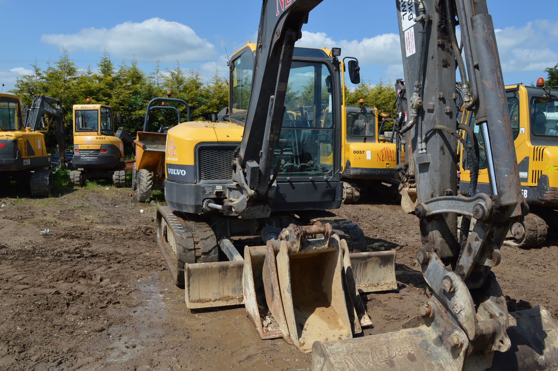 Volvo ECR58D Excavator (2014) - Image 17 of 32